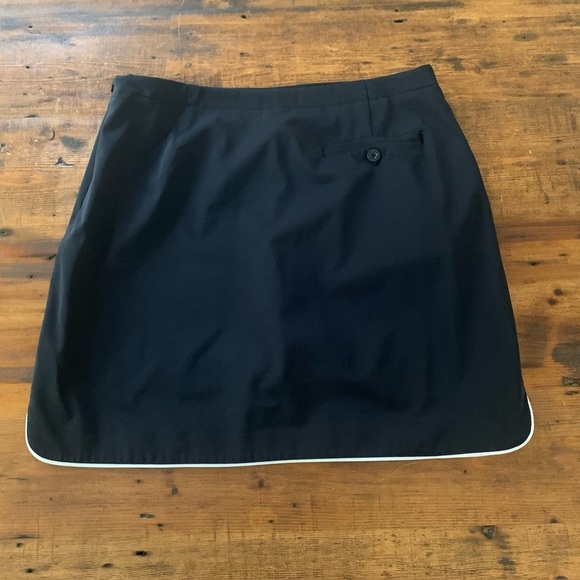 EP Pro Dresses & Skirts - EP Pro Tour Black White Hem Trim Golf Skort Skirt 17 in  Sz 8